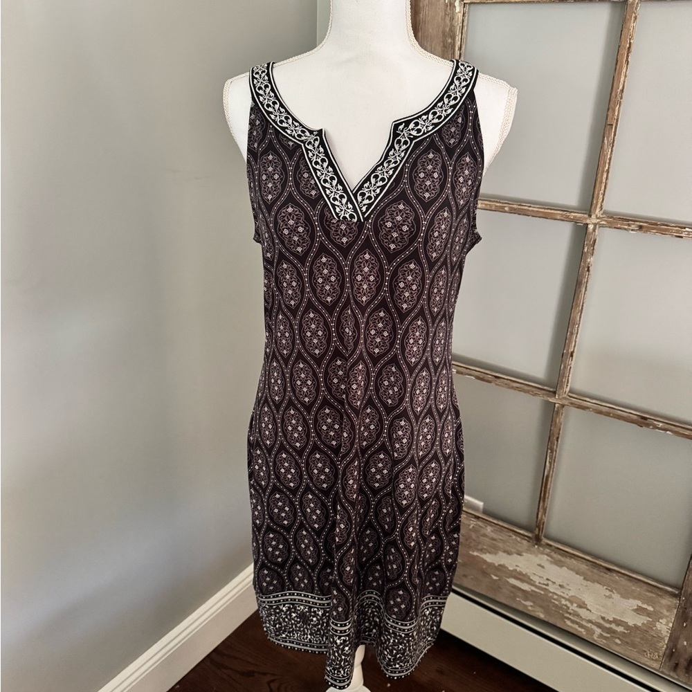 Magnolia Grace Black and Gray Midi Dress
